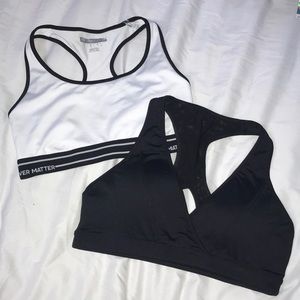 2/$40 🌺 2 Sports Bras - Size M